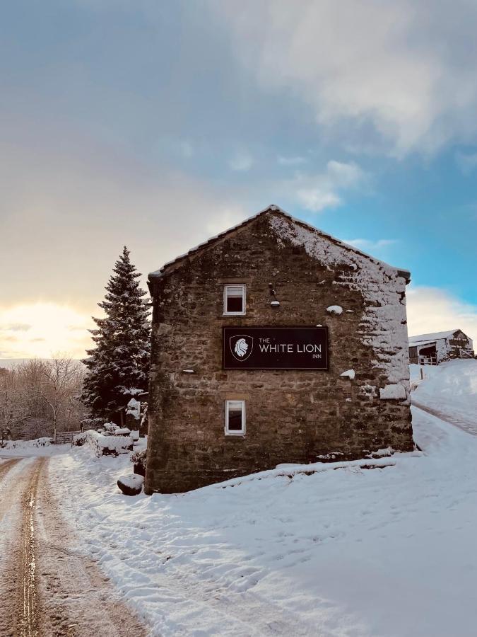 The White Lion Inn Buckden  Exterior foto